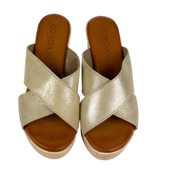 Elegant Women's Cream Espadrille Wedges - Picture 2 of 9